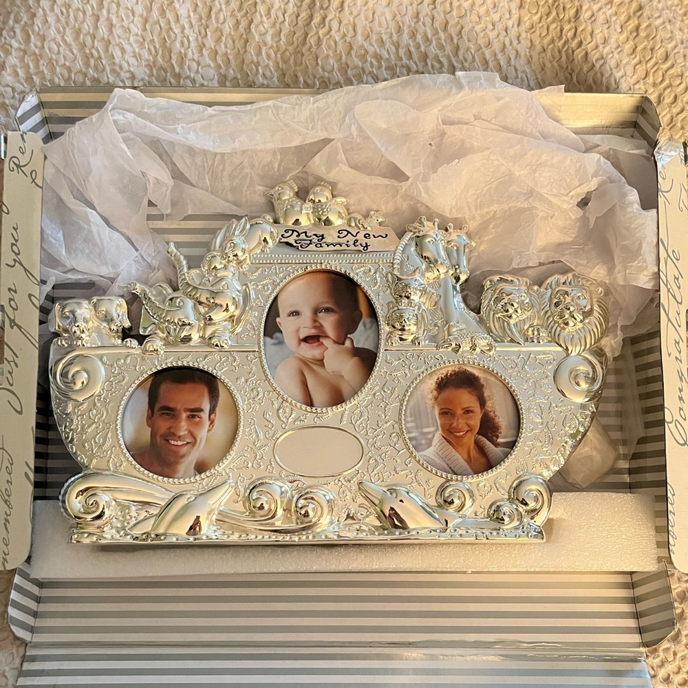 New in box Noah’s Ark family picture frame from Things Remembered